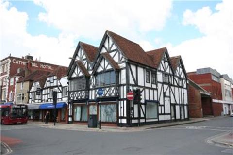 Shop to rent - 19 Milford Street, Salisbury, Wiltshire, SP1