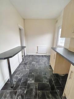 2 bedroom terraced house to rent, Greenside, Mapplewell, Barnsley S75