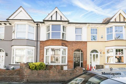 47 Waverley Road, London, E18 1HU