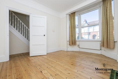 47 Waverley Road, London, E18 1HU