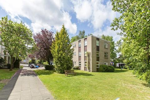 44 Hepple Close, Isleworth, TW7 6AY