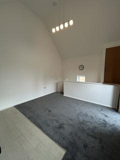 1 bedroom townhouse to rent, Oxclose Park Rise, Halfway, Sheffield S20