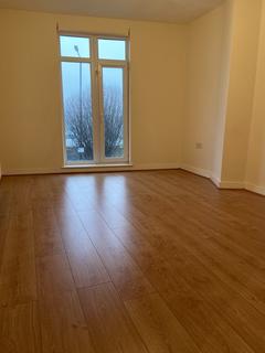 2 bedroom apartment to rent, Skyline, Heelis Street, Barnsley S70