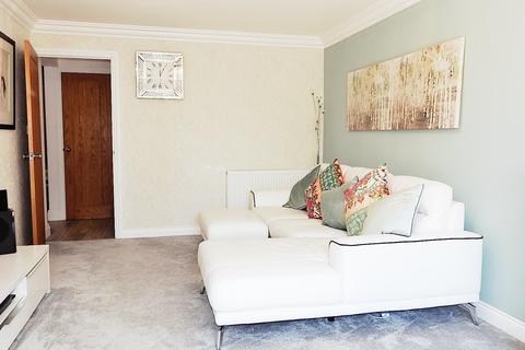 2 Royal Drive, Epsom, KT18 5PR