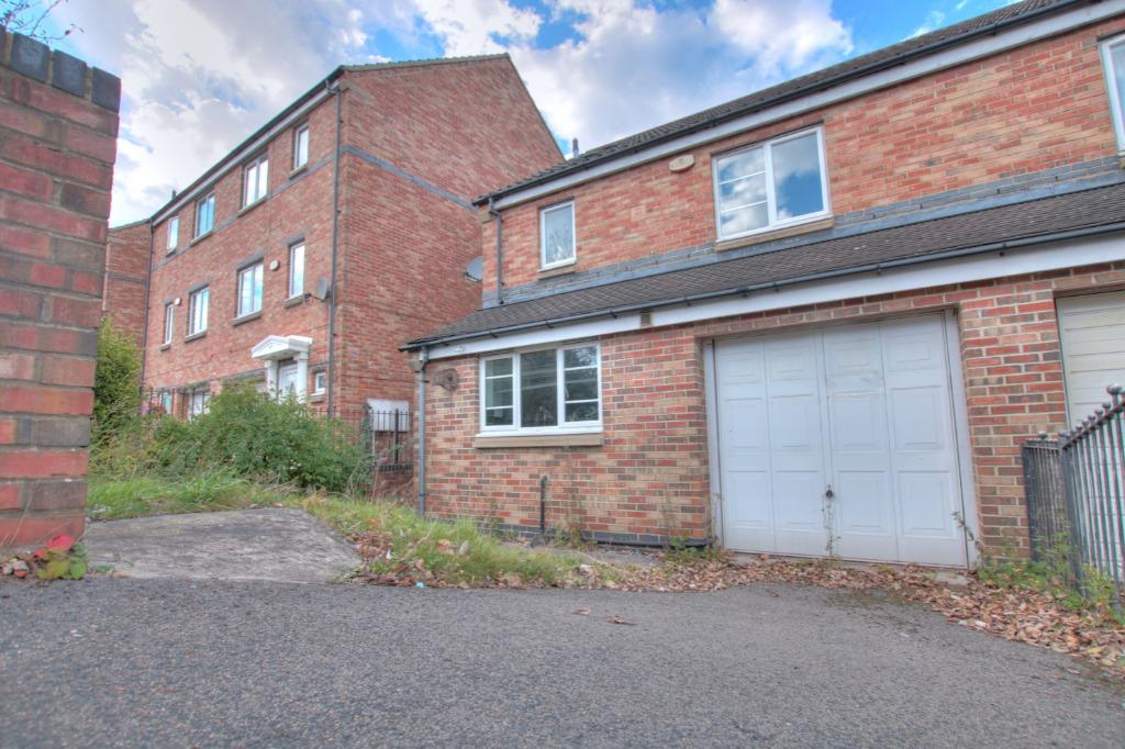 Village Heights, Gateshead, NE8 3 bed semidetached house £850 pcm (£