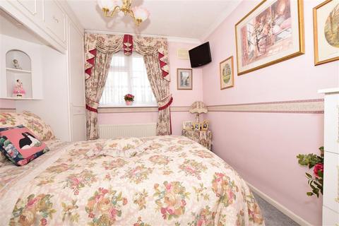 63 Old Road, Crayford, Dartford, DA1 4DN