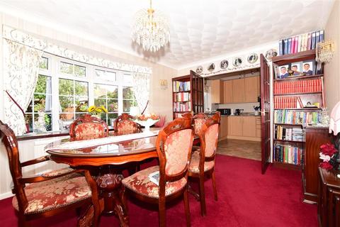 63 Old Road, Crayford, Dartford, DA1 4DN