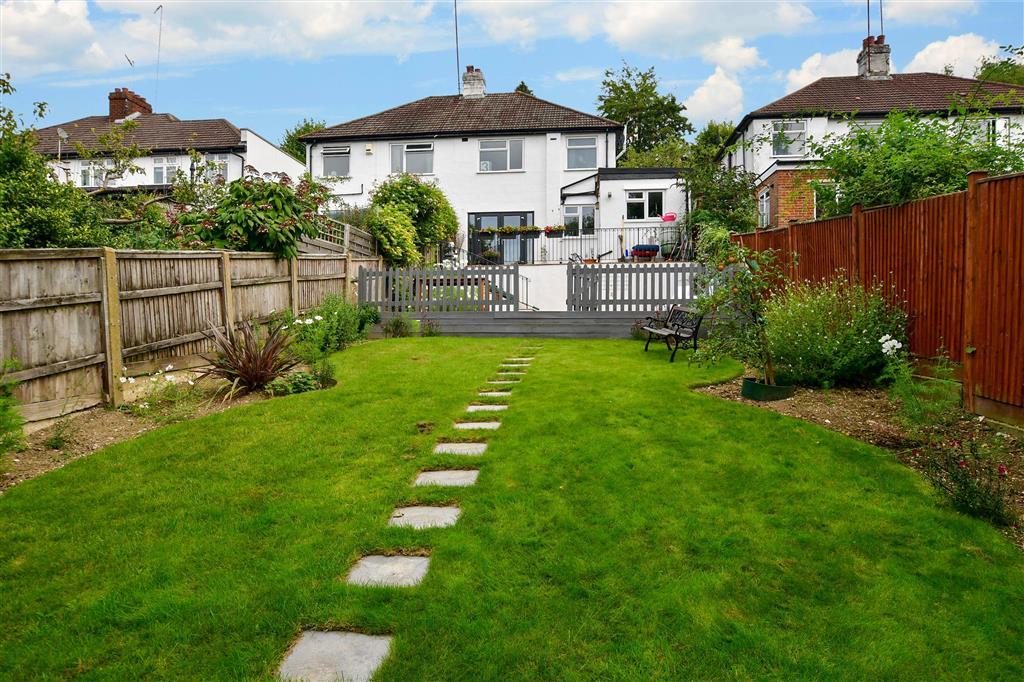Haydn Avenue, Purley, Surrey 3 bed semidetached house £550,000