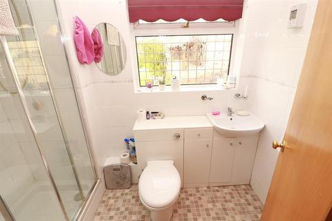 16 Sturmer Close, Yate, Bristol, BS37 5UR