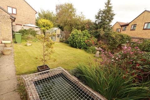 16 Sturmer Close, Yate, Bristol, BS37 5UR