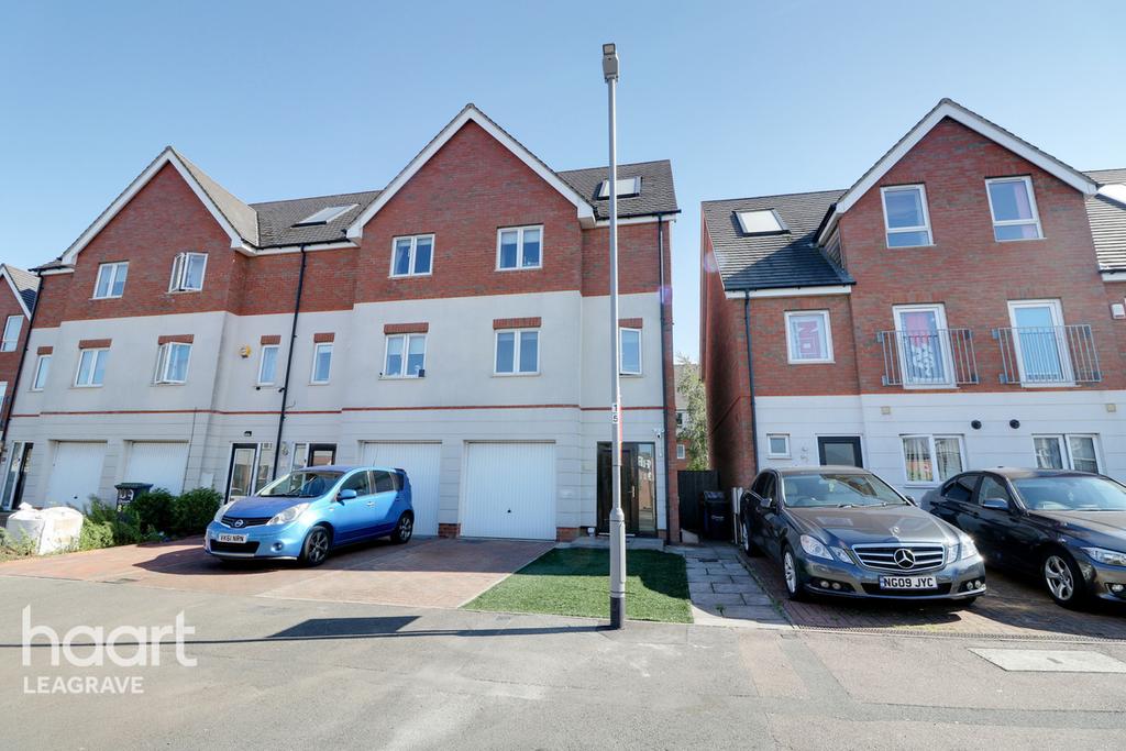 Leicester Road, Luton 3 bed end of terrace house £350,000