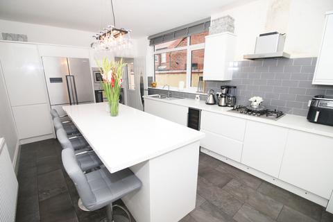 114 Carr Road, Fleetwood, FY7 6QQ