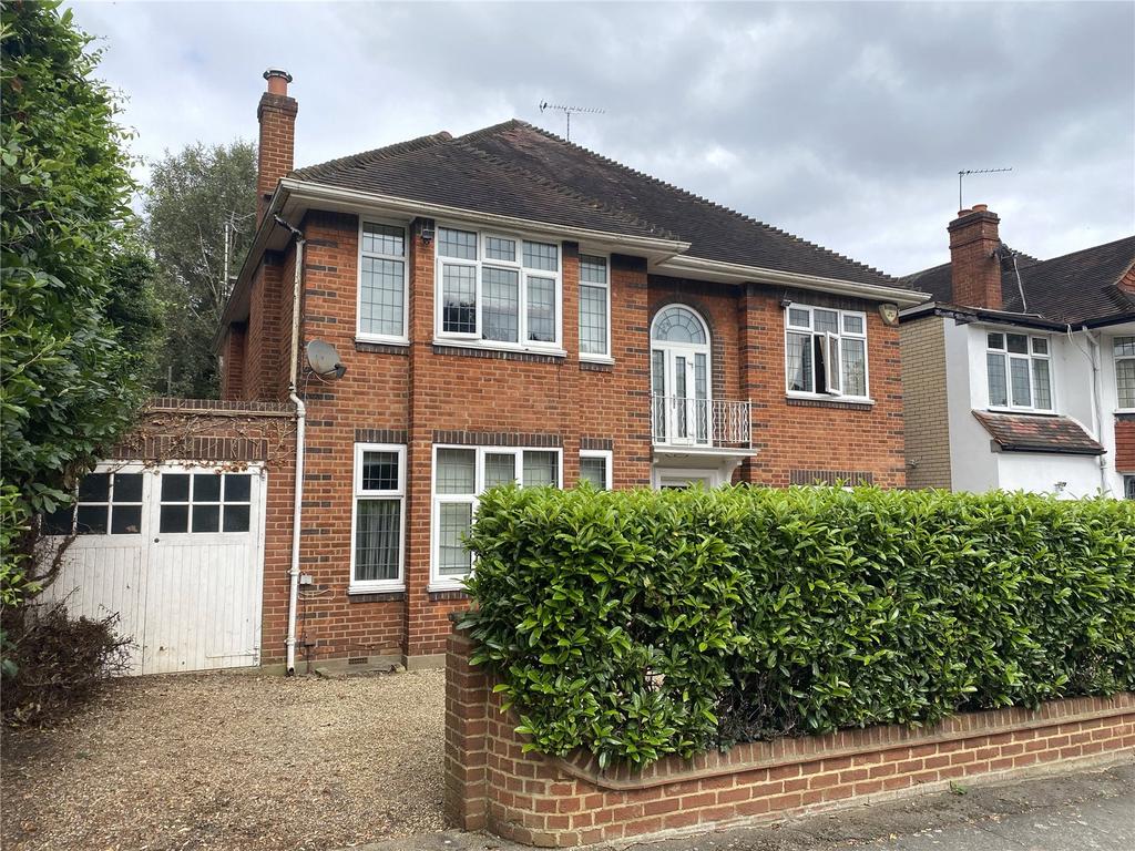 Clare Lawn Avenue, London 5 bed detached house £5,000 pcm (£1,154 pw)