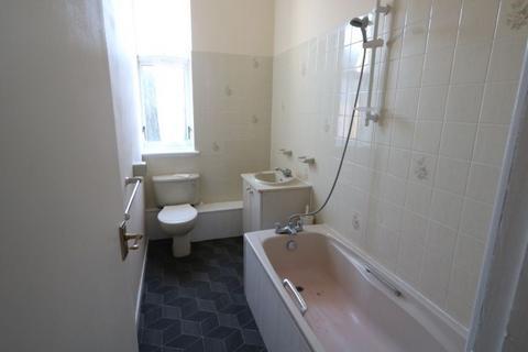 Studio to rent, Avery Court, Avery Way, Allhallows, Rochester