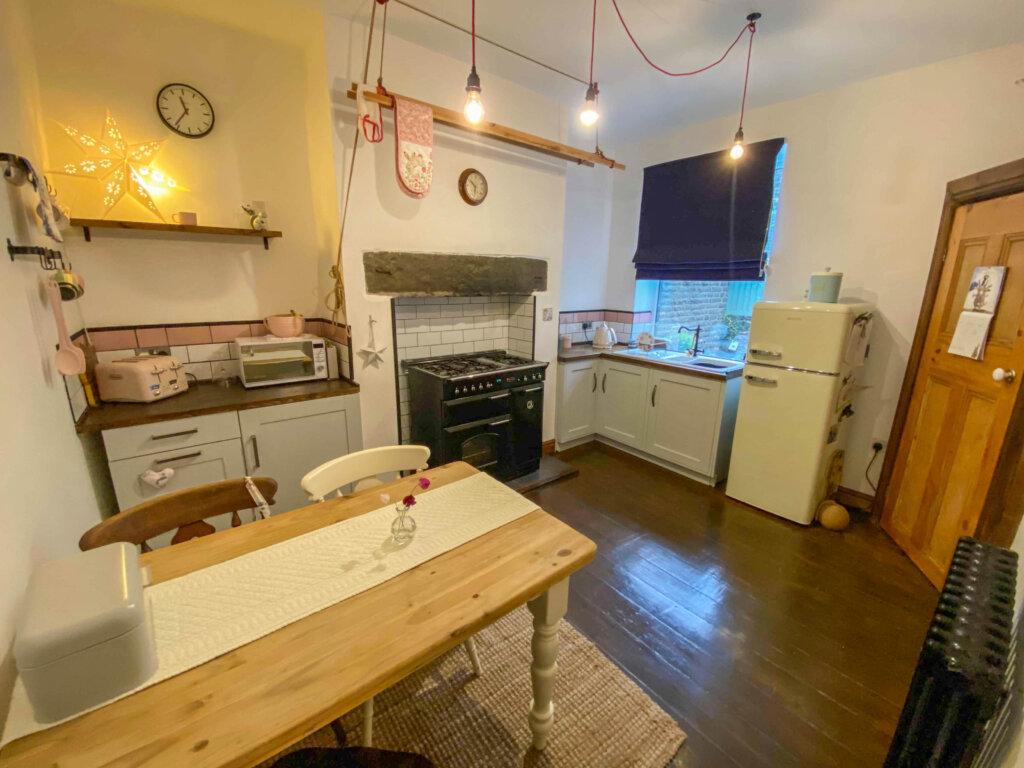 Greenbridge North, Cowpe, Rossendale 3 bed terraced house £185,000