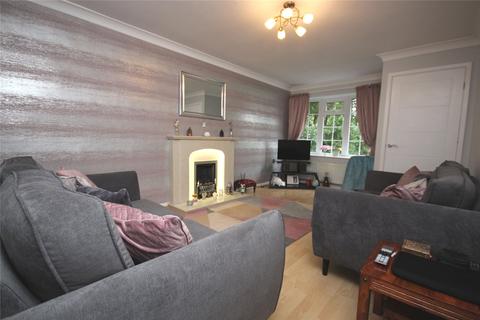 30 Ashfield Close, Leeds, LS15 8TJ