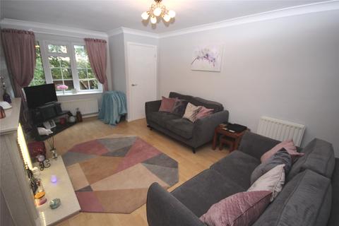 30 Ashfield Close, Leeds, LS15 8TJ