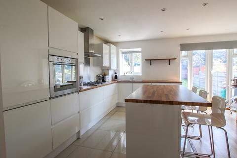 6 Minster Avenue, Sutton, SM1 2NL