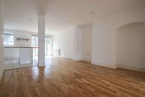 6 Minster Avenue, Sutton, SM1 2NL