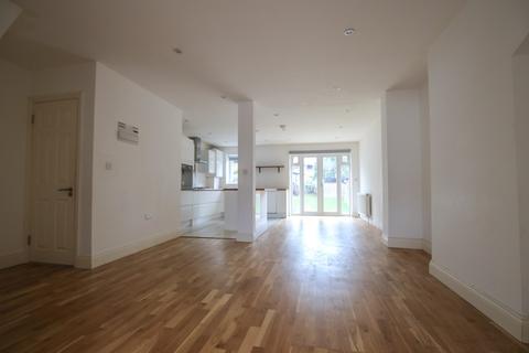 6 Minster Avenue, Sutton, SM1 2NL