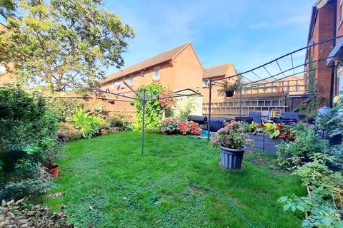 41 Elsworth Close, Feltham, TW14 8SF