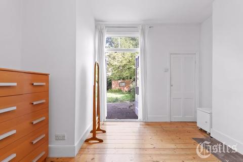 28a Belsize Avenue, London, N13 4TJ