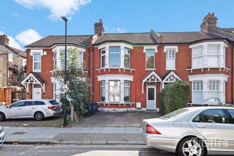 3 Belsize Avenue, London, N13 4TL