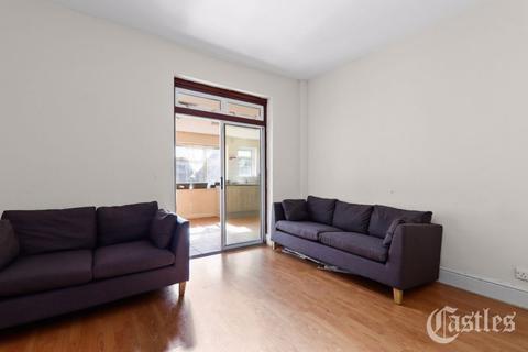 3 Belsize Avenue, London, N13 4TL