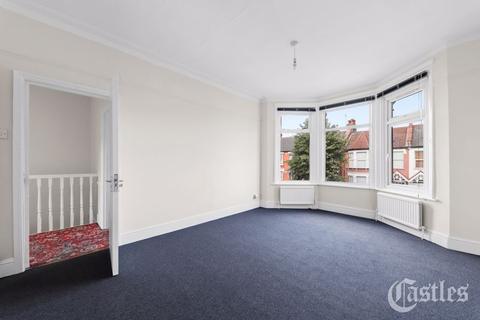3 Belsize Avenue, London, N13 4TL