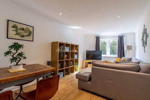 1 bedroom apartment for sale - Soudrey Way, Cardiff