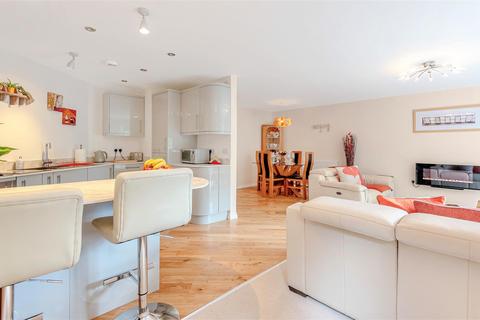 2 bedroom apartment for sale - Woodland View, Duporth, St. Austell