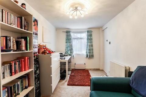 1 Royston Avenue, Sutton, SM1 3PS