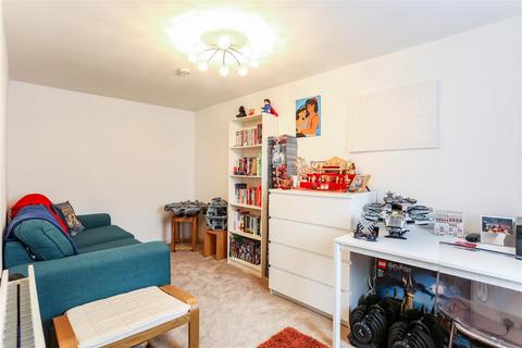 1 Royston Avenue, Sutton, SM1 3PS