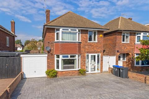 62 The Strand, Goring By Sea, Worthing, BN12 6DN