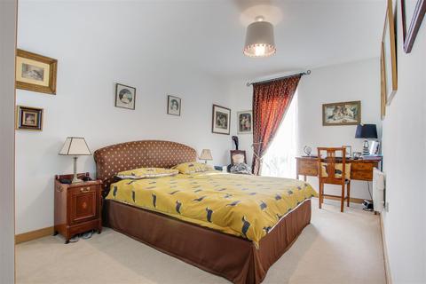 2 bedroom apartment for sale - Elder Court, Hertford