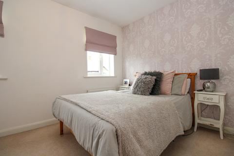 51 Edison Way, Guiseley, Leeds, LS20 9PX