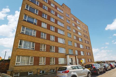 1 bedroom apartment to rent, 211-213 Kingsway, Hove BN3