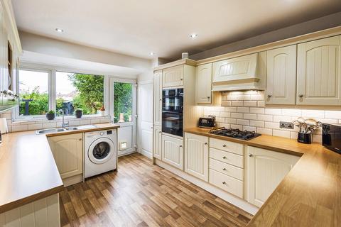 126 Parsonage Manorway, Belvedere, DA17 6NQ