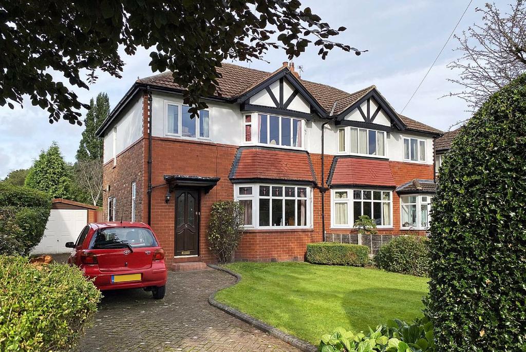 Green Walk, Timperley, Cheshire 3 bed semidetached house £425,000