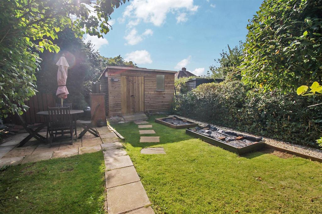 Braemar Road, Leamington Spa 3 bed semidetached house £330,000