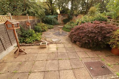 22 Highworth Crescent, Yate, Bristol, BS37 4EY