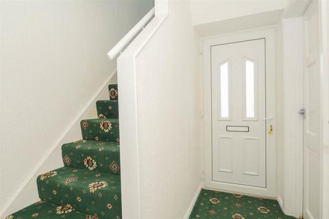 49 Acres Hall Crescent, Pudsey, LS28 9DY