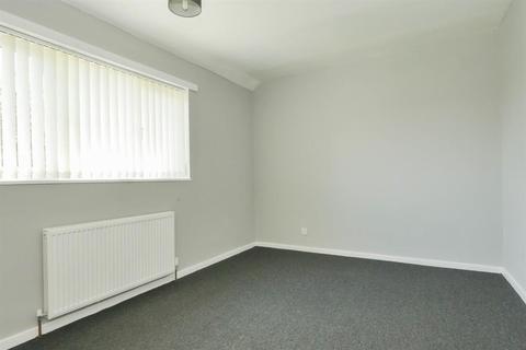 49 Acres Hall Crescent, Pudsey, LS28 9DY