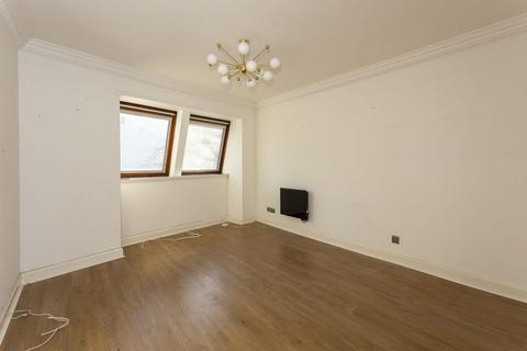 2 bedroom flat for sale - 39/12 James Square, Caledonian Crescent, Edinburgh EH11 2AQ