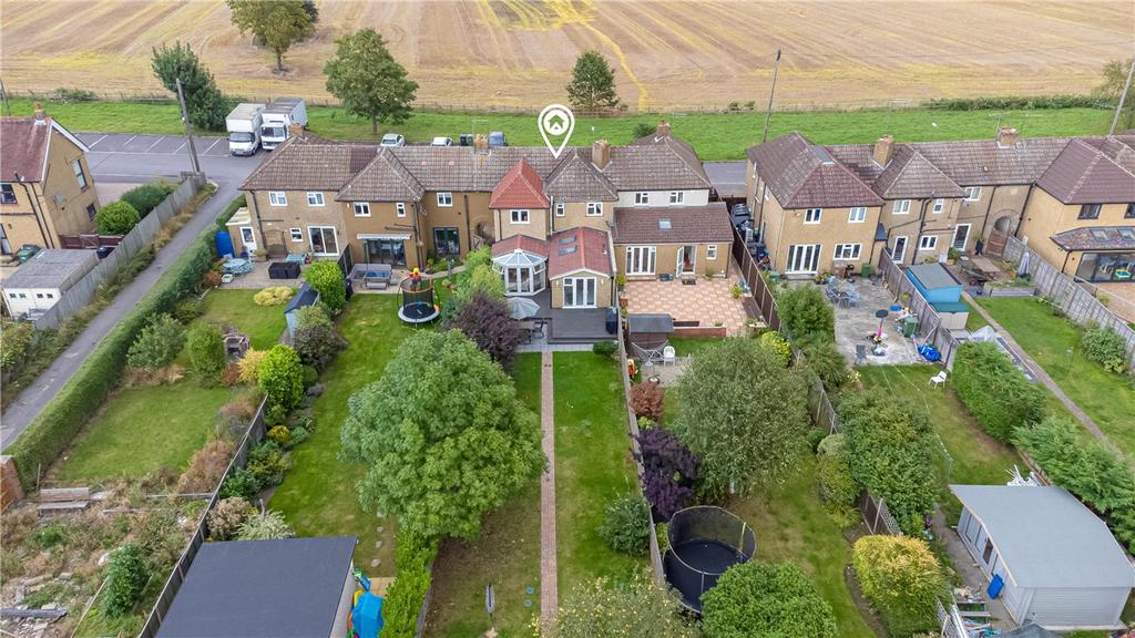 North Cottages, Napsbury, St. Albans 4 bed terraced house £600,000