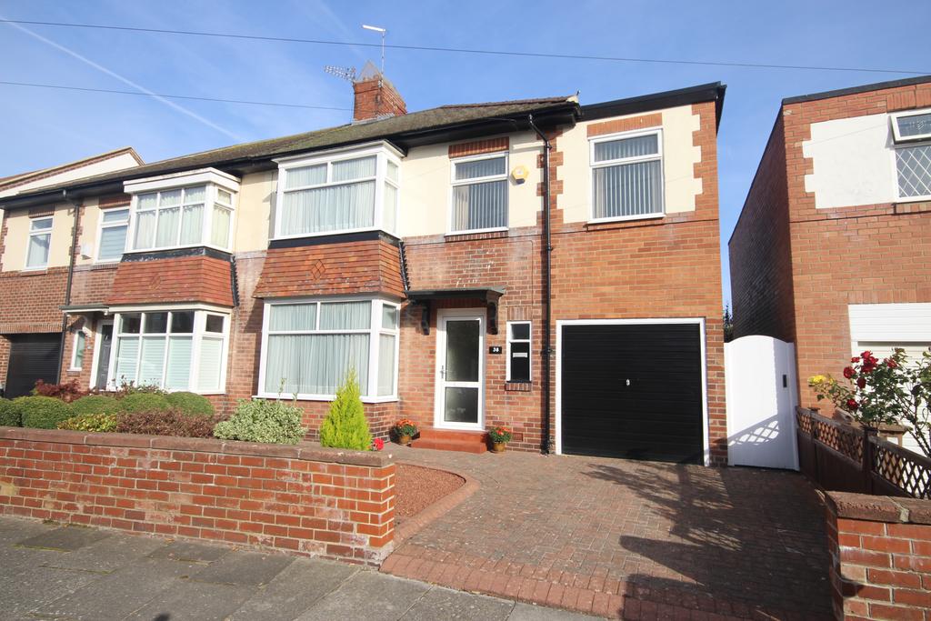 Brierdene Crescent, Brierdene, Whitley Bay, NE26 4AB 3 bed semidetached house £380,000