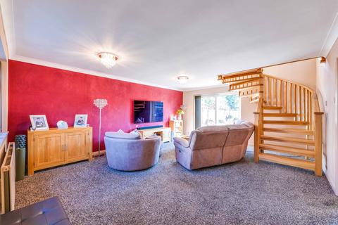 124 Aylesbeare, Shoeburyness, Southend-on-sea, SS3 8AG