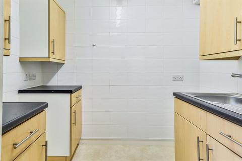 undefined, 11 Homecrest House, Grosvenor Crescent YO11
