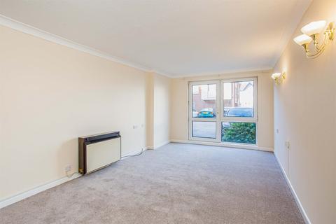 1 bedroom retirement property to rent, 326 Homecove House, Holland Road SS0