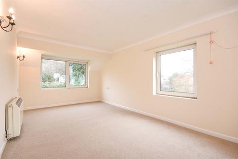 1 bedroom retirement property to rent, 32 Homeweave House, Robinsbridge Road CO6